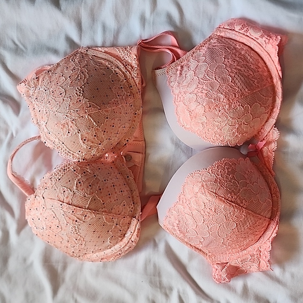 32C - Victoria's Secret Bras